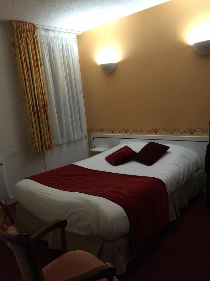 Logis Le Cheval Rouge Otel Sainte-Menehould Dış mekan fotoğraf