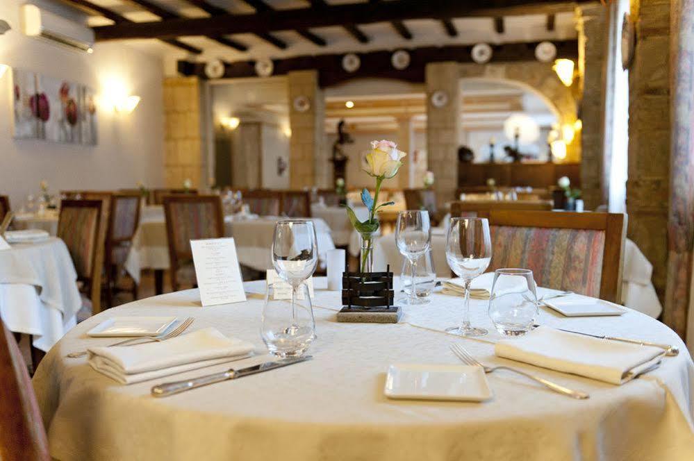 Logis Le Cheval Rouge Otel Sainte-Menehould Dış mekan fotoğraf